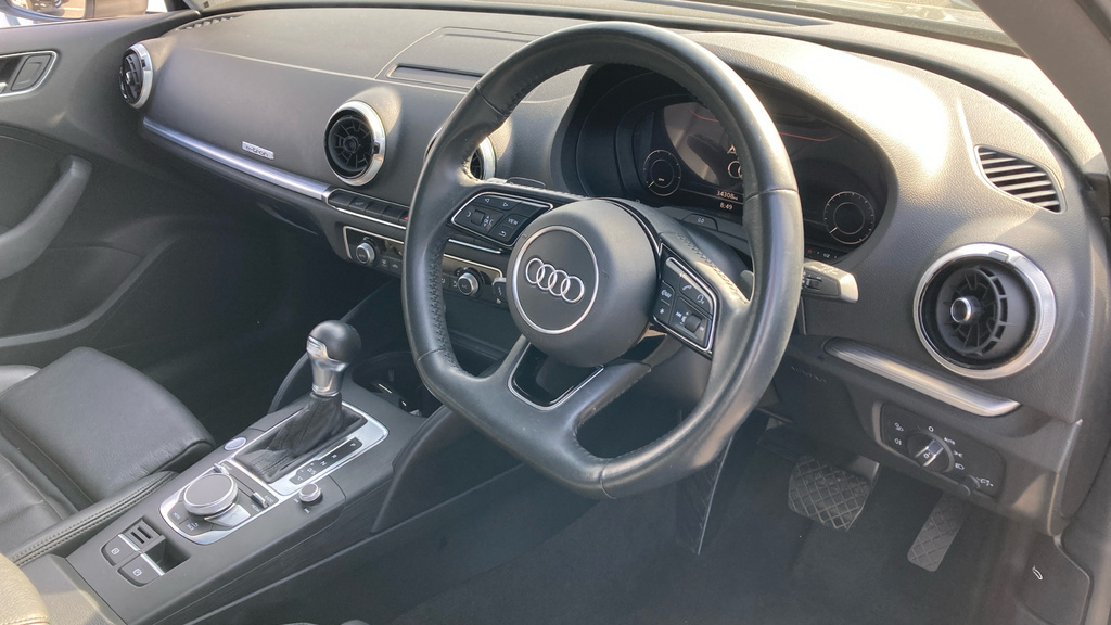 Audi A3 A3 40 E-tron S Tronic KP20HRN Grey #6