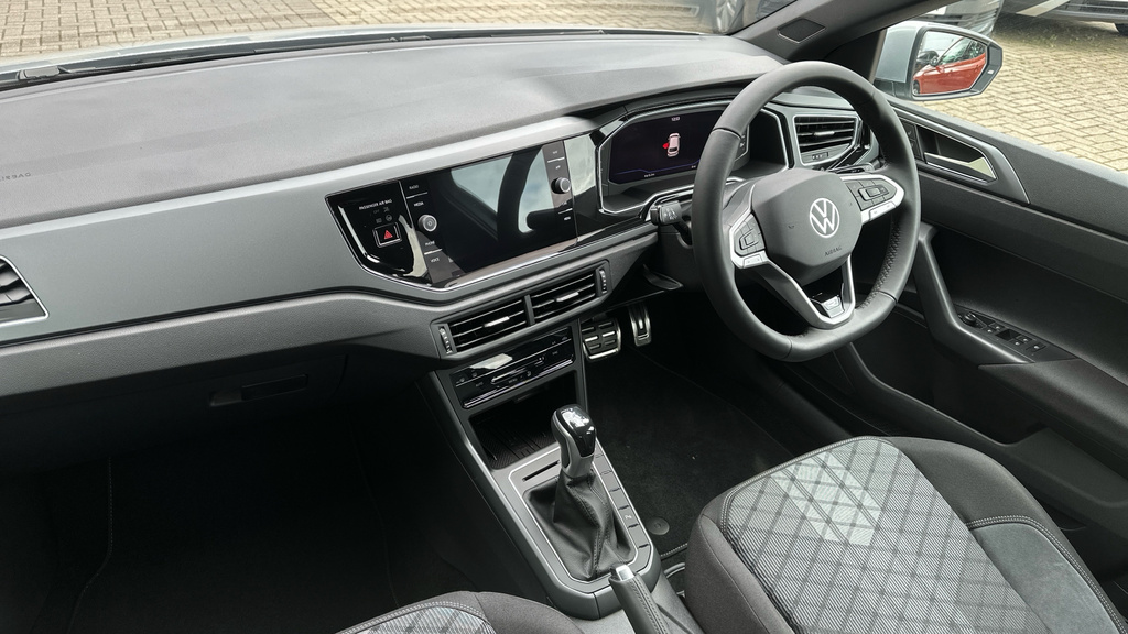 Volkswagen Polo Polo R-line 1.0 Tsi 115 Ps 7-Speed Dsg Silver #2