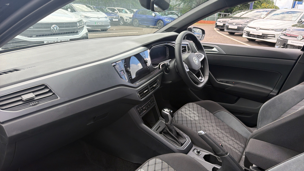Volkswagen Polo Polo Black Edition 1.0 Tsi 115 Ps 7-Speed Dsg 5 Do Black #2