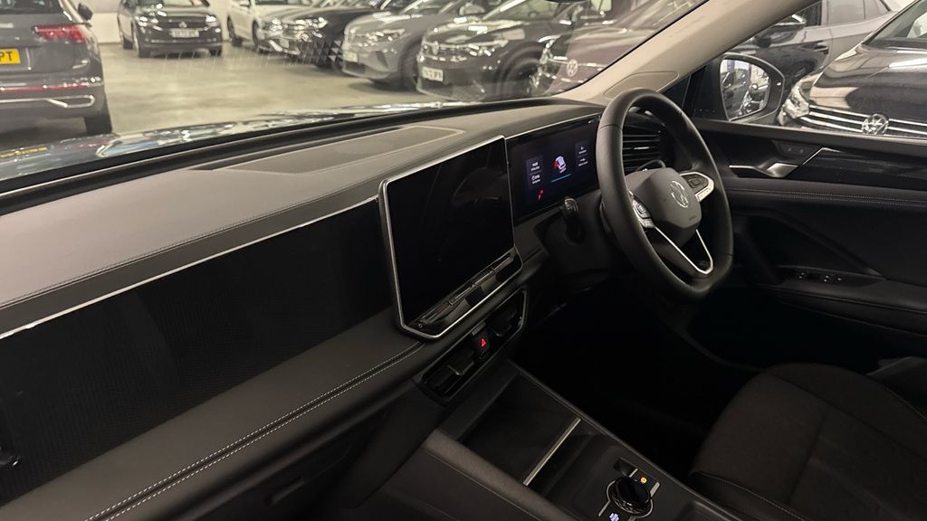 Volkswagen Tiguan Tiguan Match 1.5 Etsi 150 Ps 7-Speed Dsg Blue #2