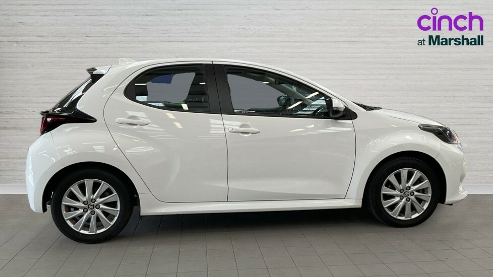 Toyota Yaris Yaris 1.5 Hybrid Icon Cvt FP22UFS White #2