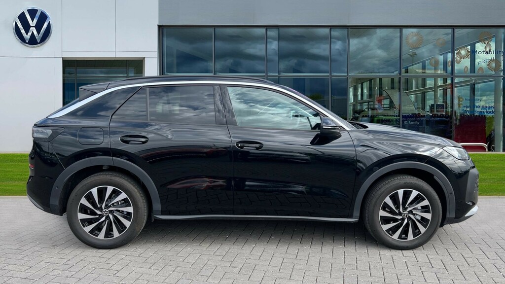 Volkswagen T-Roc T-roc Life 1.5 Etsi 150Ps 7-Speed Dsg Black #4
