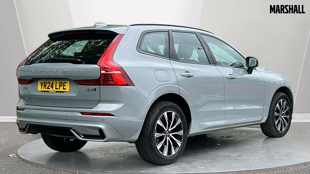 Volvo XC60 Xc60 2.0 B5p Plus Dark Awd Geartronic Grey #2