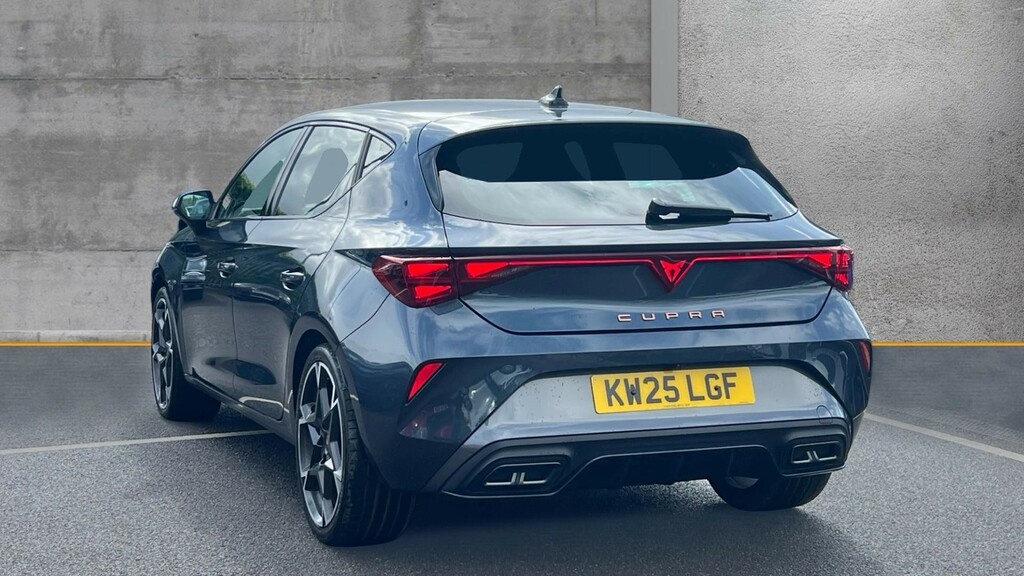 Cupra Leon Leon 1.5 Tsi 150 V2 KW25LGF Grey #3
