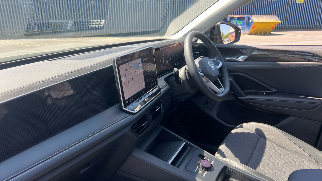 Volkswagen Tiguan Tiguan 1.5 Etsi 150 Match Dsg WJ75EYW Green #2