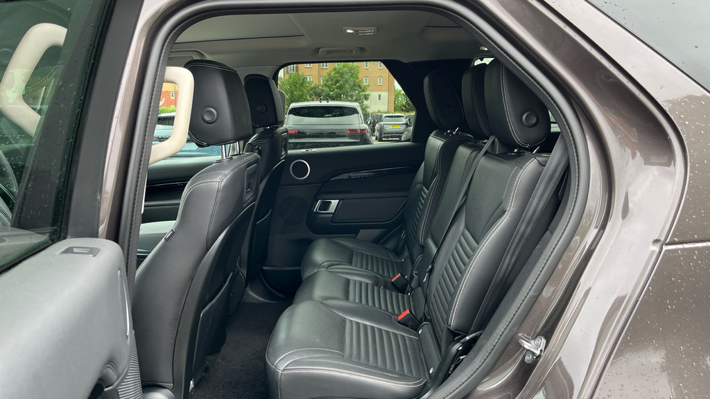 Land Rover Discovery Discovery 3.0 D250 S K80RUA Grey #4