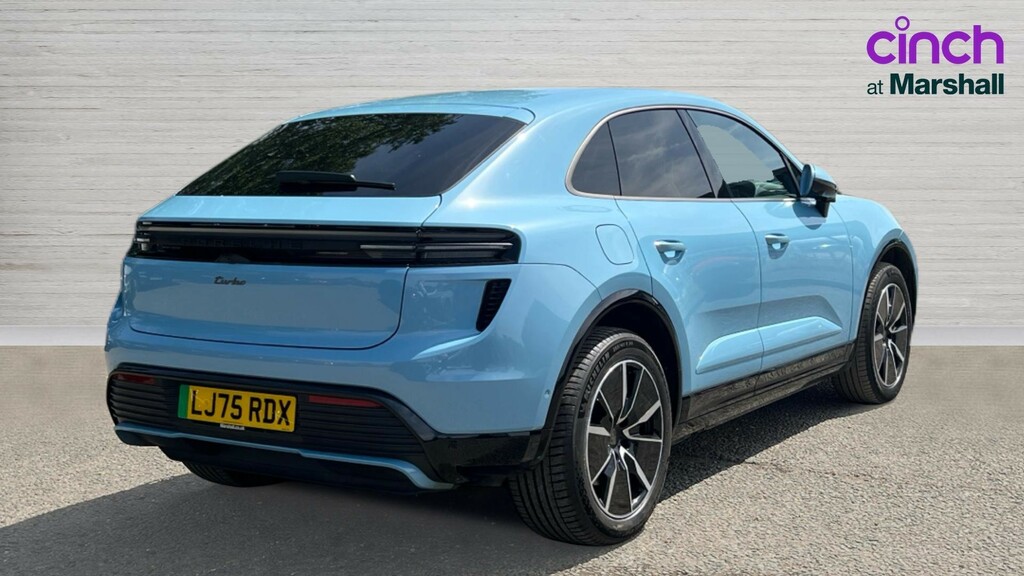 Porsche Macan Macan Estate 470Kw Turbo 100Kwh LJ75RDX Blue #3