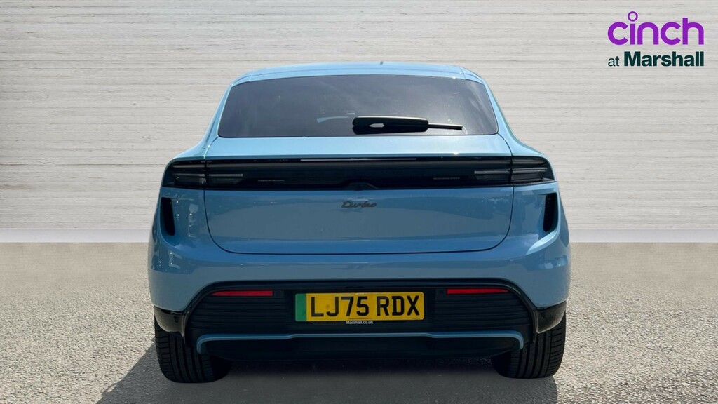 Porsche Macan Macan Estate 470Kw Turbo 100Kwh LJ75RDX Blue #4