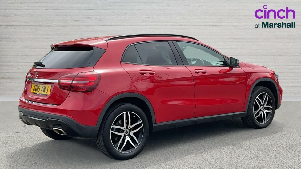 Mercedes-Benz GLA Class Gla 180 Urban Edition KD19XWJ Red #3