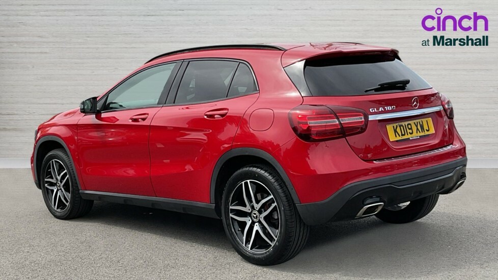 Mercedes-Benz GLA Class Gla 180 Urban Edition KD19XWJ Red #5