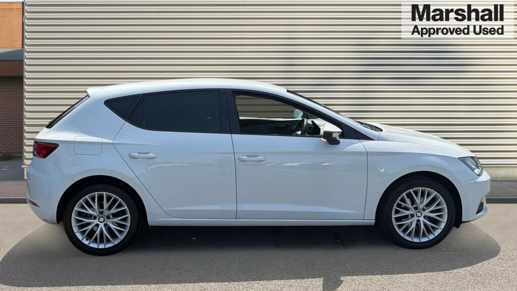 Seat Leon Leon 1.2 Tsi Se Dynamic Technology YB67XCN White #2
