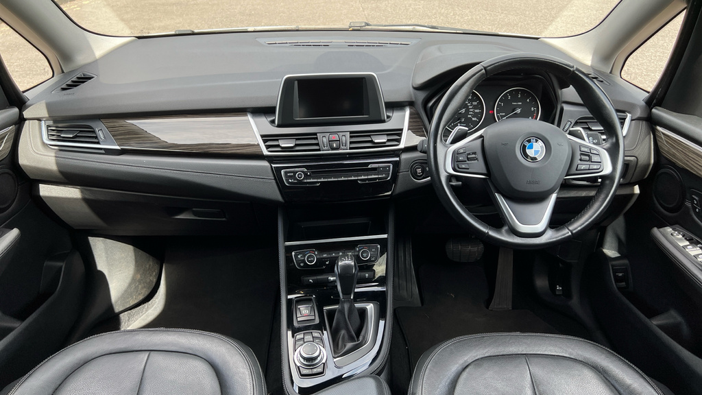 BMW 2 Series 2 Series 220D Xdrive Luxury Step YK65GDX Silver #4