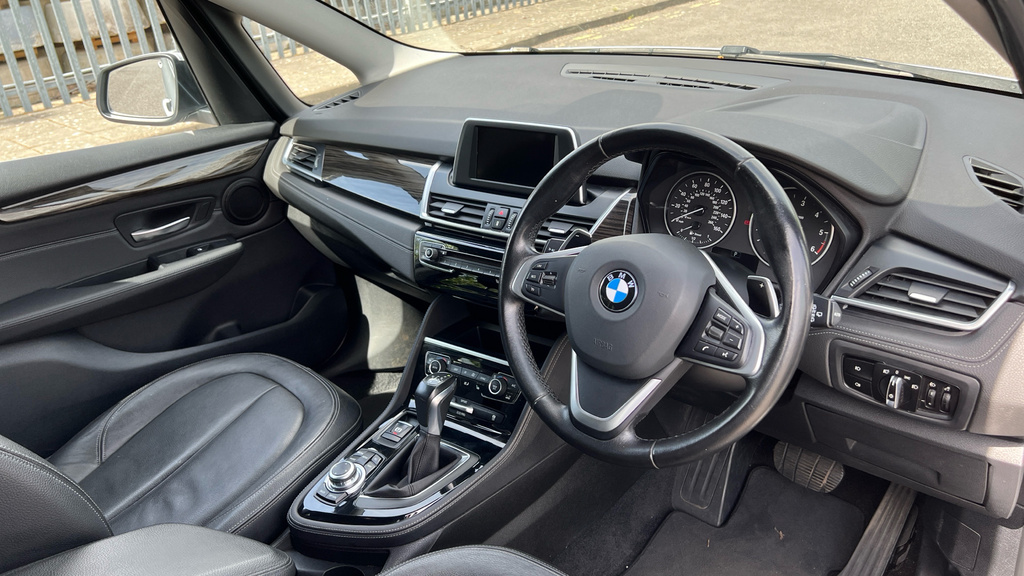 BMW 2 Series 2 Series 220D Xdrive Luxury Step YK65GDX Silver #6
