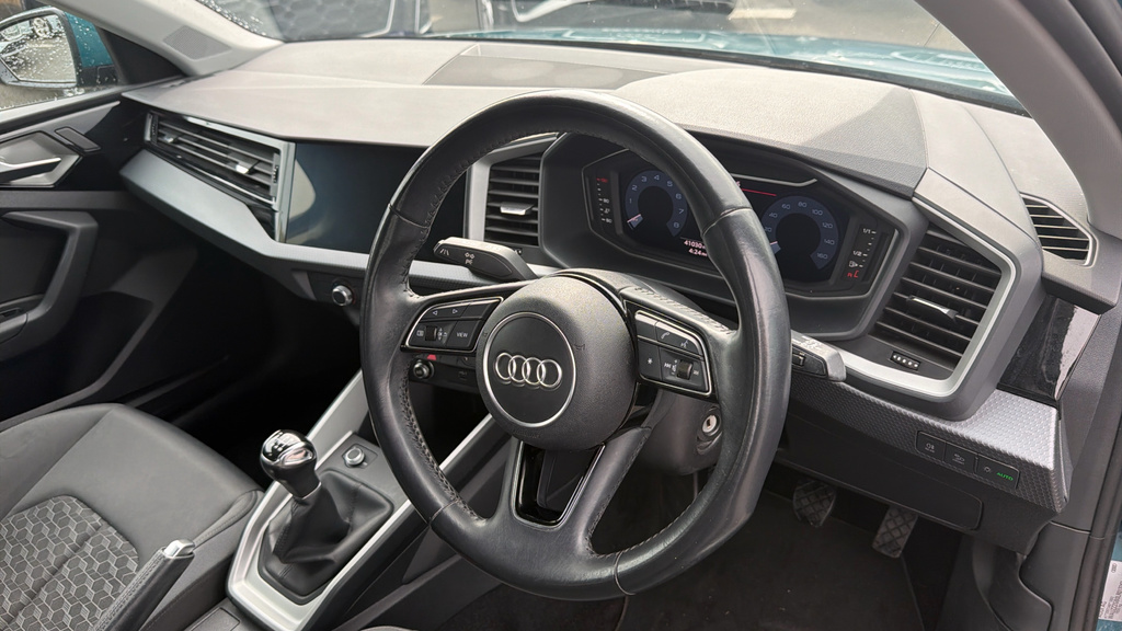 Audi A1 A1 30 Tfsi Sport LV69SVO Green #6