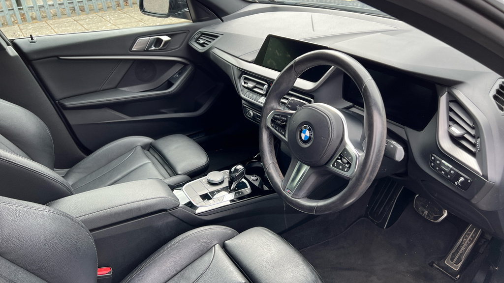 BMW 2 Series 2 Series 218I 136 M Sport Dct AW21DWO #6