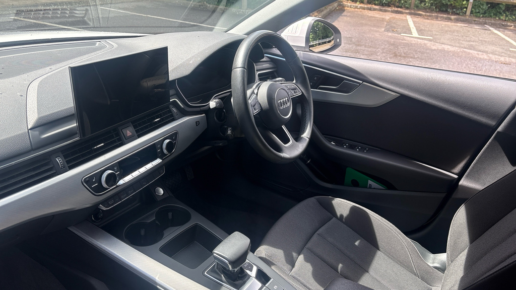 Audi A4 Avant A4 35 Tfsi Technik S Tronic YH23RZZ White #2