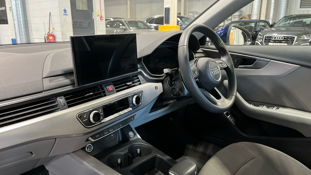Audi A4 A4 35 Tfsi Technik S Tronic YD23DHG Blue #2