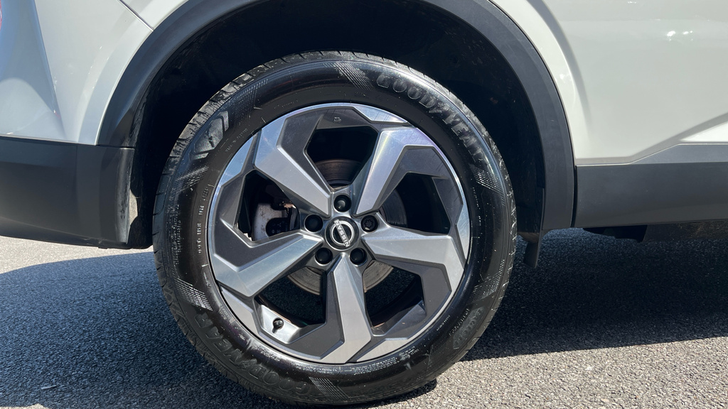 Nissan Qashqai Qashqai 1.5 E-power N-connecta DS24BHO White #4