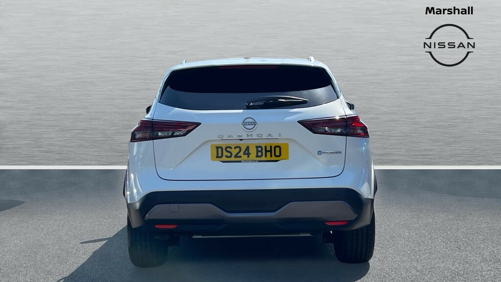 Nissan Qashqai Qashqai 1.5 E-power N-connecta DS24BHO White #6