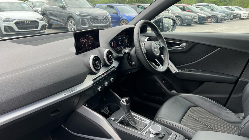 Audi Q2 Q2 35 Tfsi S Line S Tronic YE23BUP Black #2