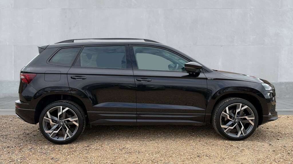 Skoda Karoq Karoq 1.5 Tsi Sportline Edition Dsg EN25CYE Black #4