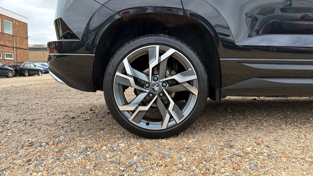 Skoda Karoq Karoq 1.5 Tsi Sportline Edition Dsg EN25CYE Black #5