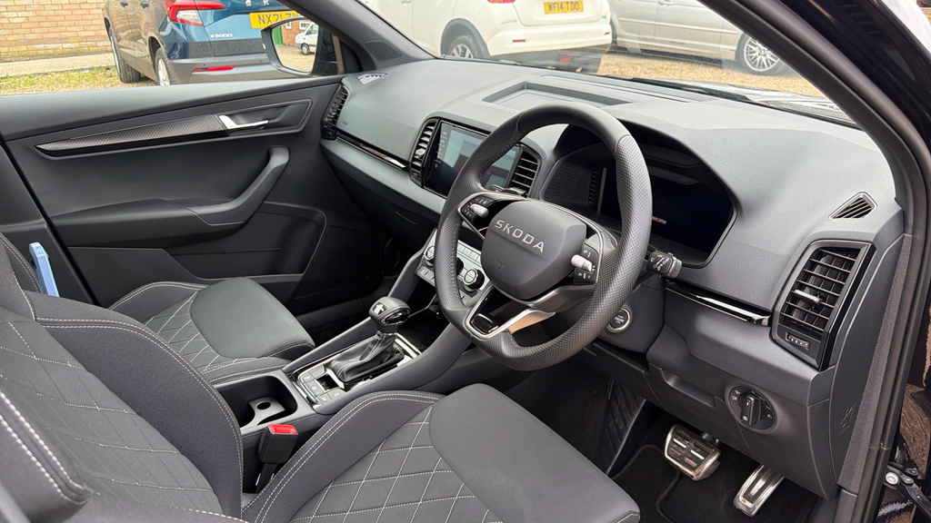 Skoda Karoq Karoq 1.5 Tsi Sportline Edition Dsg EN25CYE Black #6