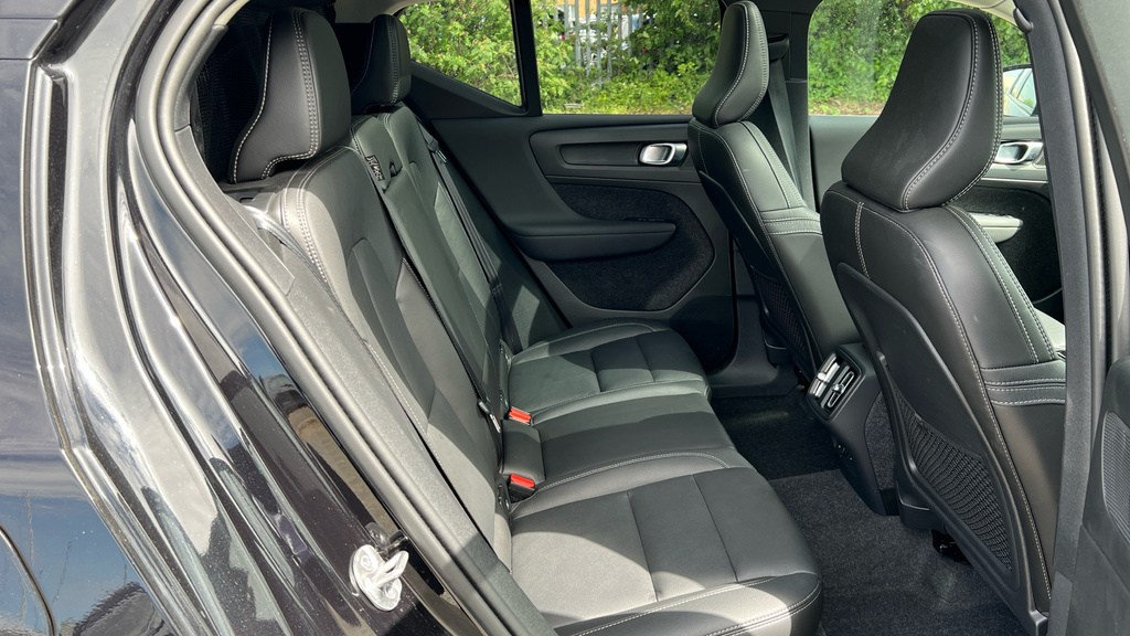 Volvo XC40 Xc40 2.0 B4p Ultimate Dark DE24KPA Black #6