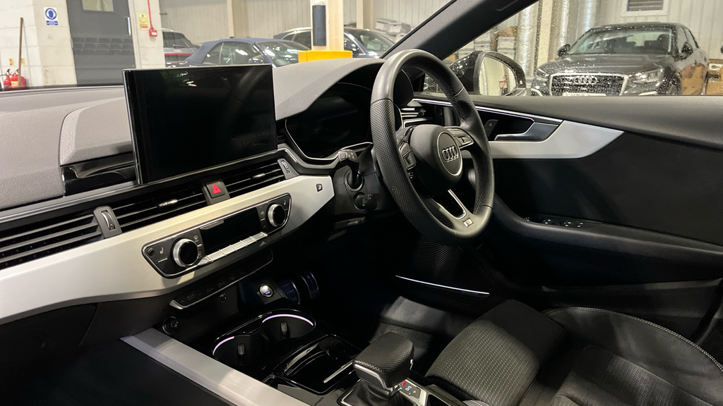 Audi A5 A5 40 Tfsi 204 S Line S Tronic AV24MKA Black #2