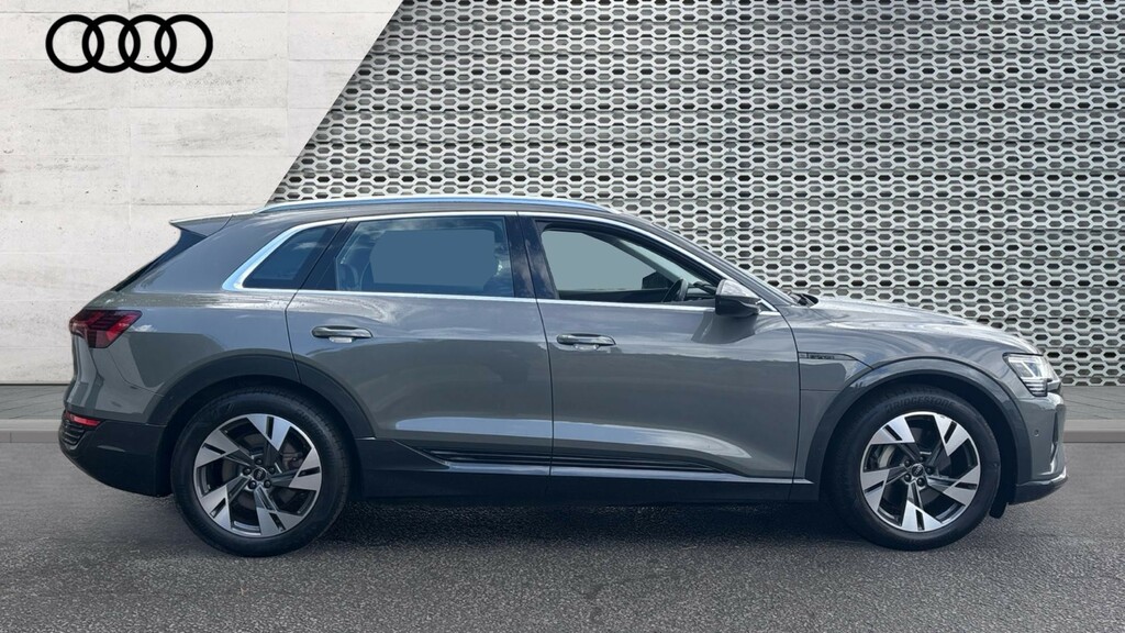 Audi Q8 e tron Q8 250Kw 50 Quattro 95Kwh Sport Grey #4