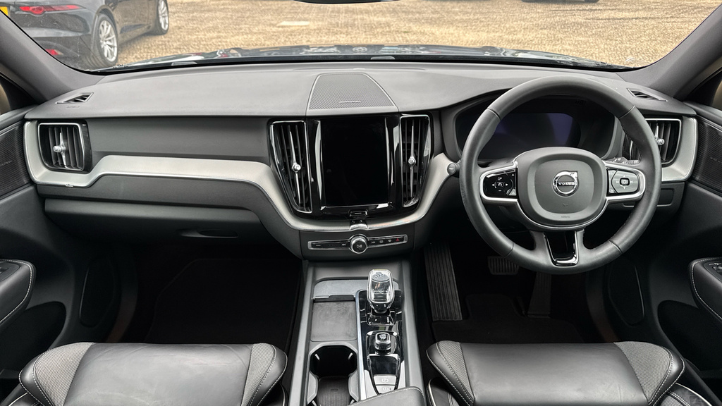 Volvo XC60 Xc60 2.0 B5p Plus Dark Awd Geartronic RV72EAX Blue #5