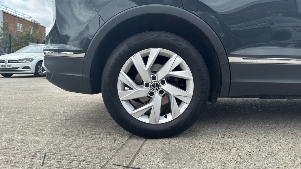 Volkswagen Tiguan Tiguan 1.5 Tsi 150 Life Grey #5