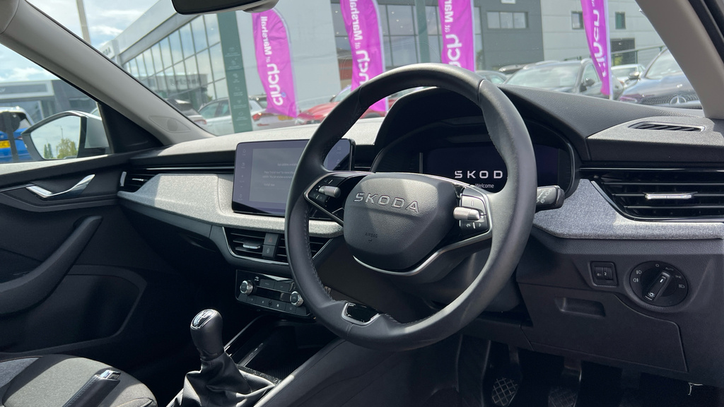 Skoda Kamiq Kamiq 1.0 Tsi 95 Se Edition GJ75CMX Silver #6