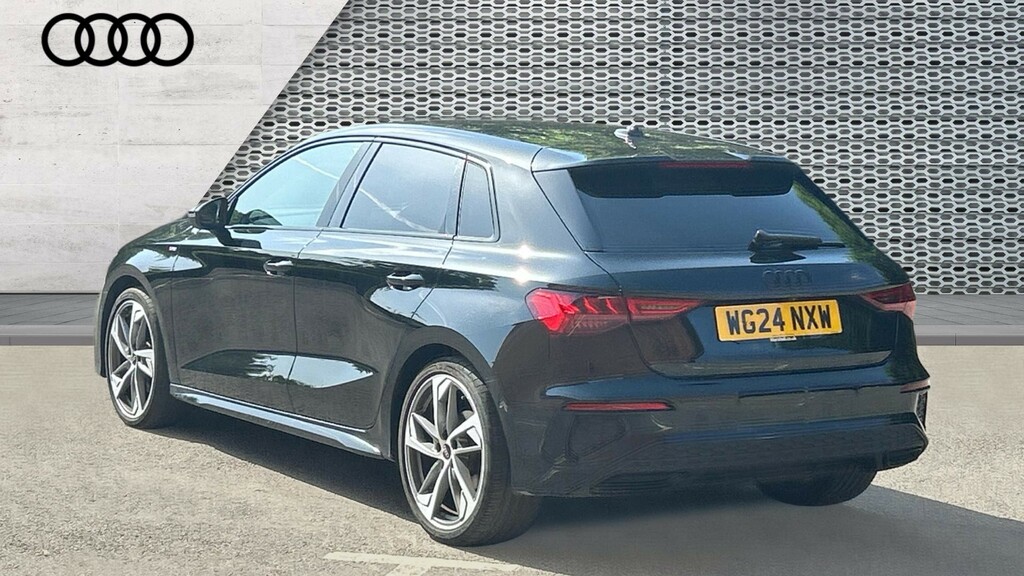 Audi A3 A3 35 Tfsi Black Edition S Tronic WG24NXW Black #3