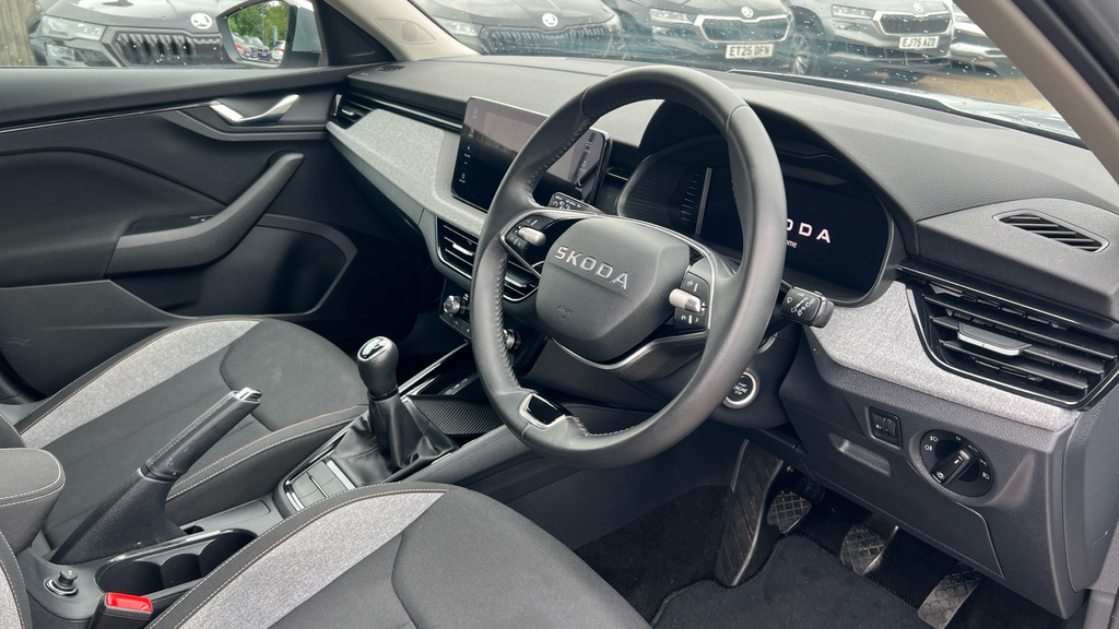 Skoda Kamiq Kamiq 1.0 Tsi 95 Se Edition GL25HBA Silver #6
