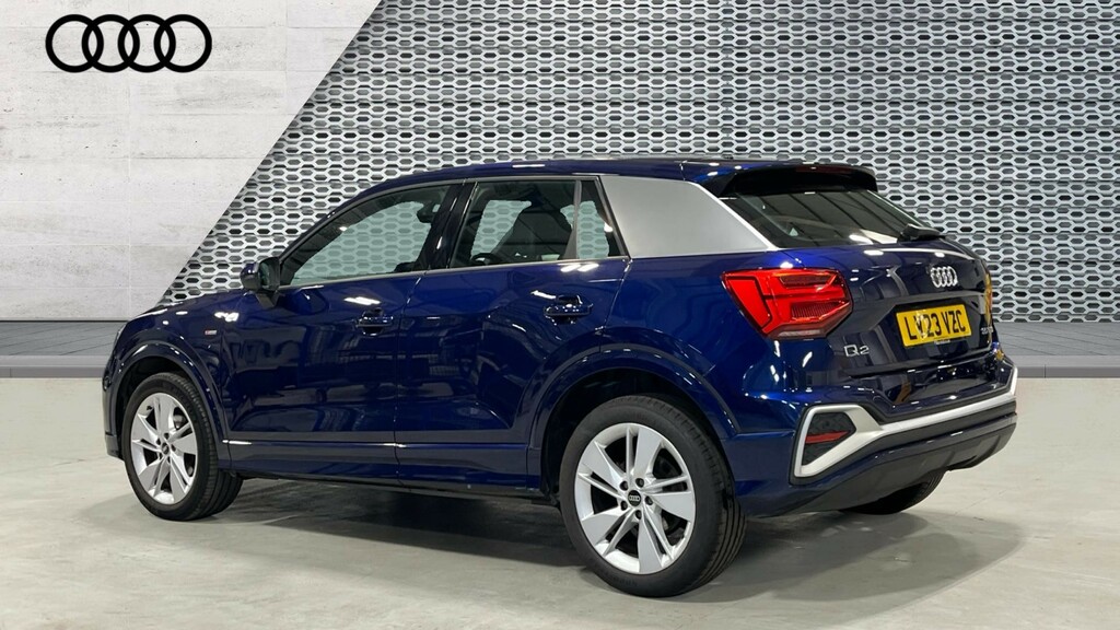 Audi Q2 Q2 35 Tfsi S Line S Tronic LV23VZC Blue #3
