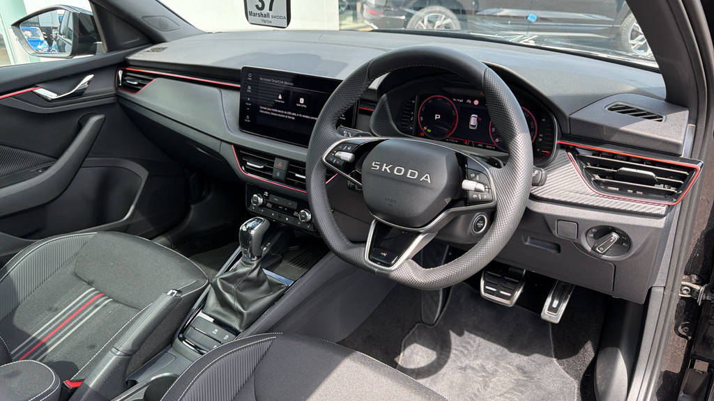 Skoda Kamiq Kamiq 1.0 Tsi Monte Carlo Edition Dsg KP75OJU Black #6