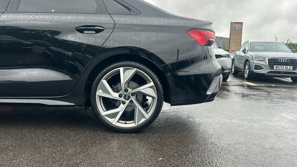 Audi A3 A3 35 Tfsi Black Edition WF74KXK Black #5