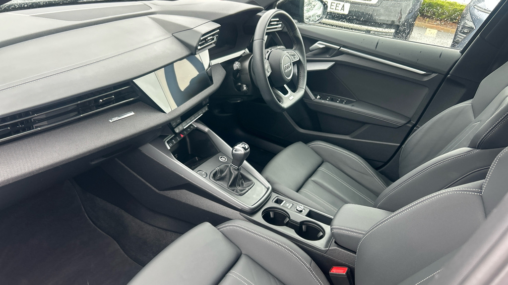 Audi A3 A3 35 Tfsi Black Edition WF74KXK Black #2