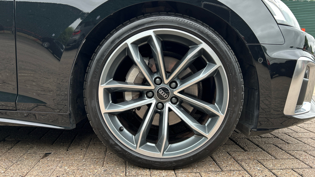 Audi A5 A5 40 Tfsi 204 S Line S Tronic HG24PZX Black #5