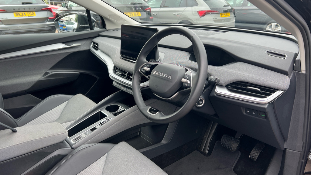 Skoda ENYAQ Enyaq 210Kw 85 Edition 82Kwh GF25VYP Black #6
