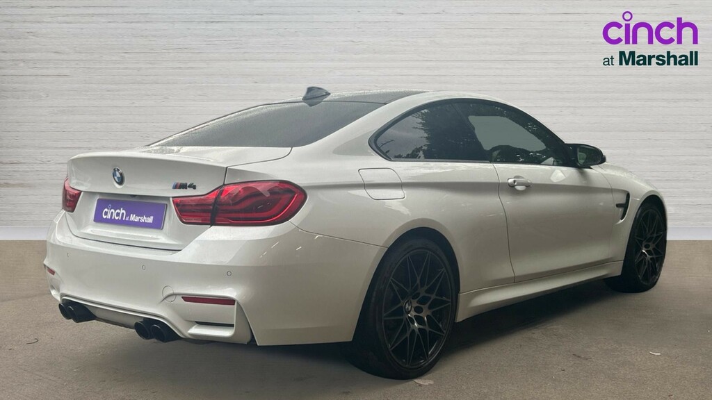 BMW M4 M4 Dct Competition Pack ML69HFK White #3