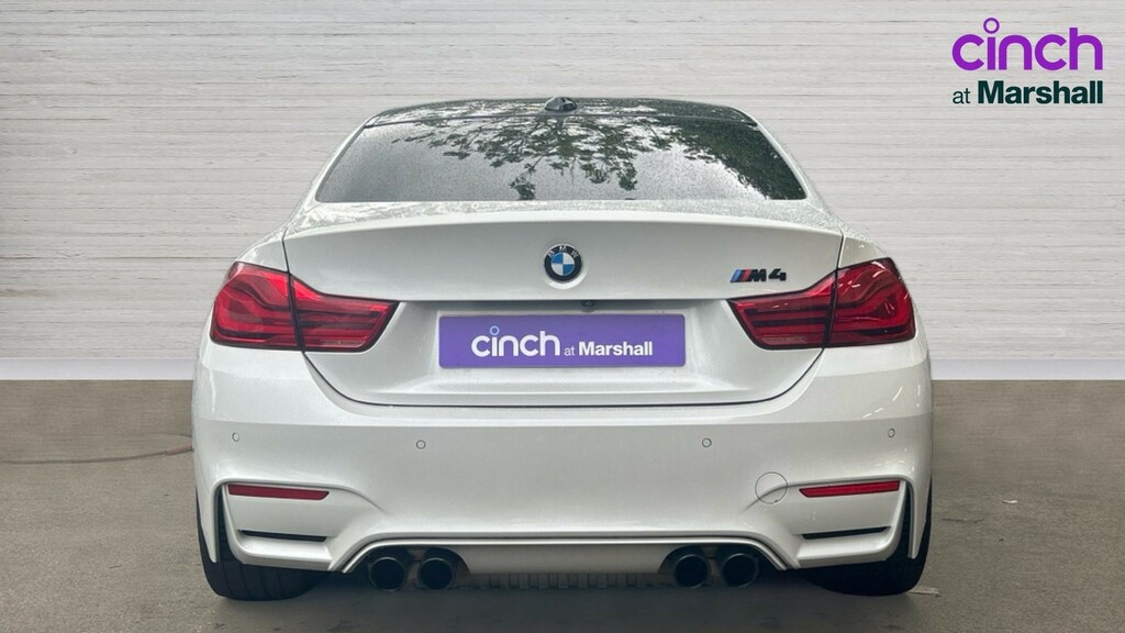 BMW M4 M4 Dct Competition Pack ML69HFK White #4