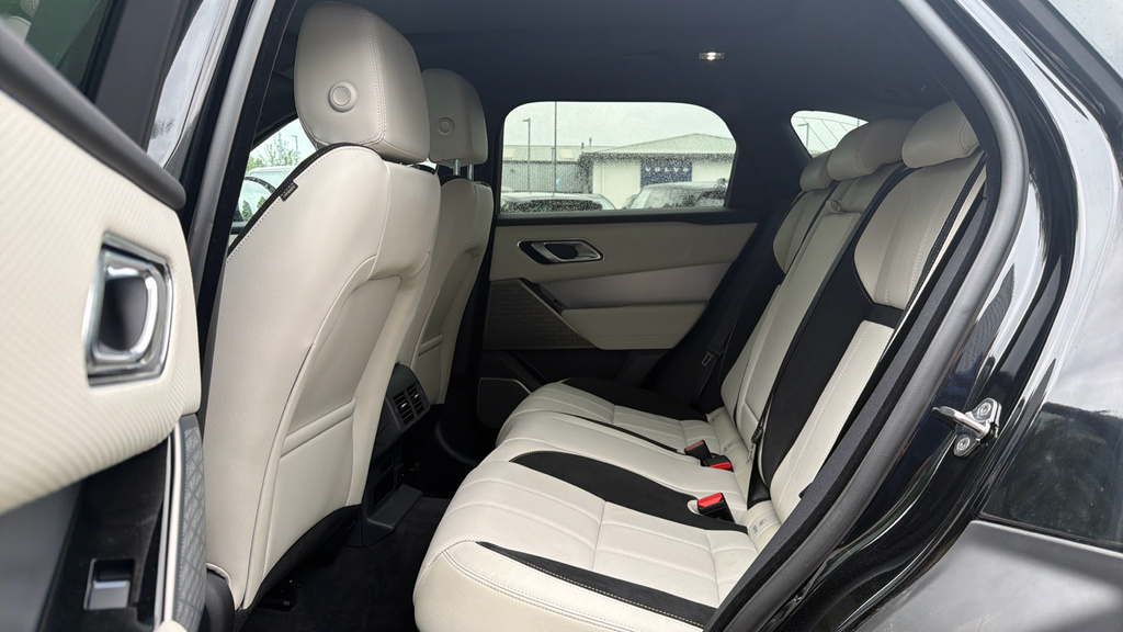 Land Rover Range Rover Velar Range Rover Velar 3.0 D300 Mhev Hst RO23GFE Black #4
