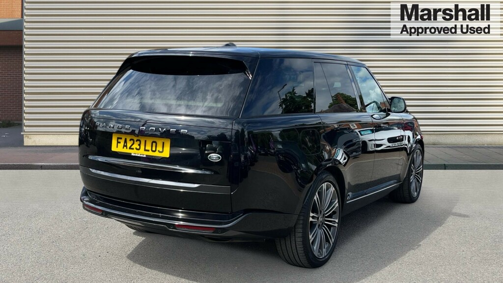 Land Rover Range Rover Range Rover 3.0 P400 Hse FA23LOJ Black #3