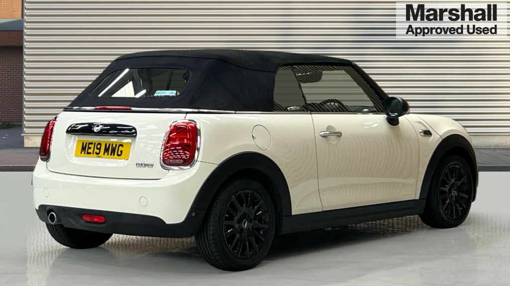 Mini Convertible Convertible 1.5 Cooper Classic II ME19MWG White #3