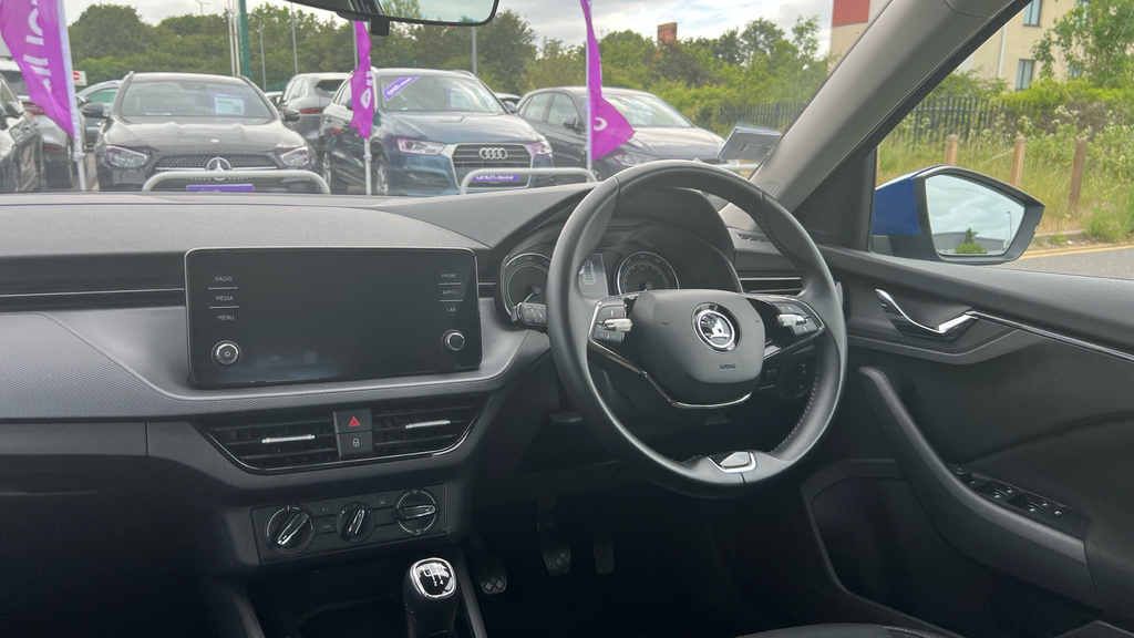 Skoda Kamiq Kamiq 1.0 Tsi 95 Se BF23GJZ Blue #2
