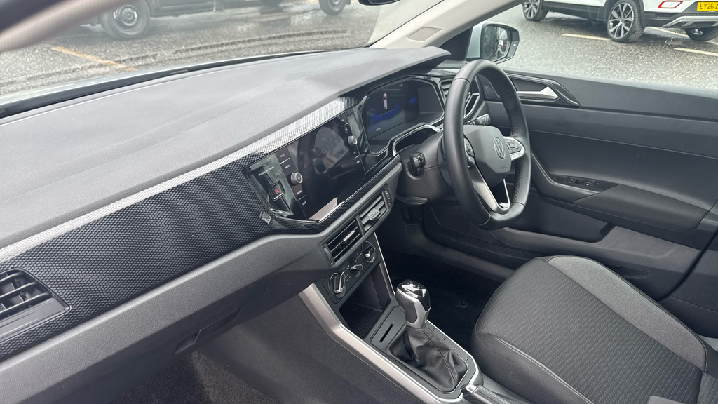 Volkswagen Polo Polo 1.0 Tsi Life Dsg PL73NOU Silver #2