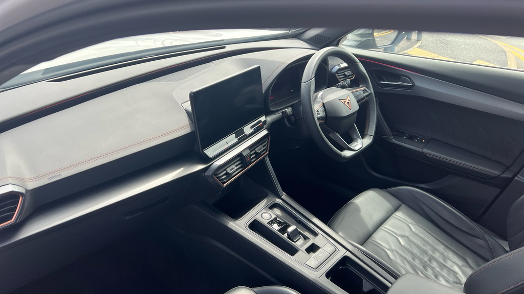 Cupra Formentor Formentor 1.5 Tsi 150 V2 Dsg KS73ORJ White #2