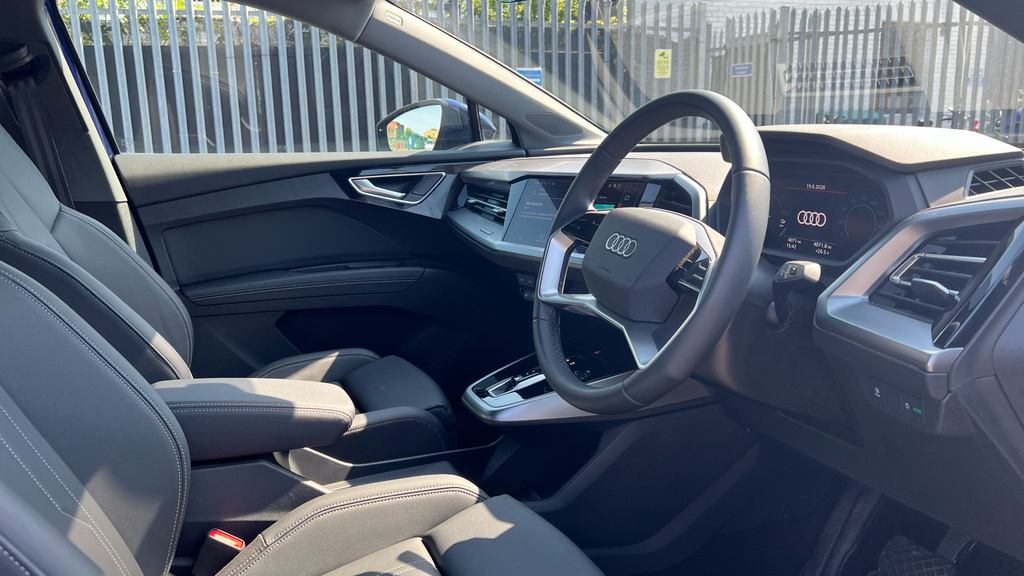 Audi Q4 E Tron Q4 210Kw 45 82Kwh Sport Leather KR25ZKA Blue #6